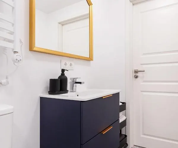 Apartamento #stayhere - Modern & 2 Bedroom *