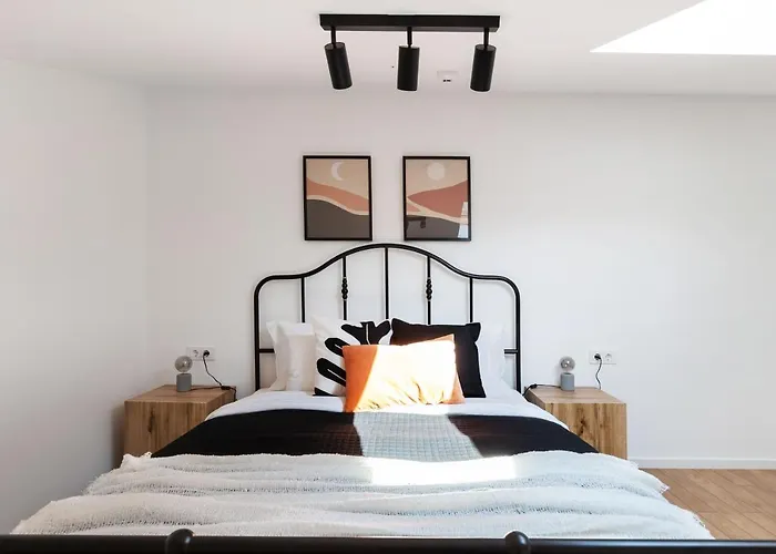 #stayhere - Modern & 2 Bedroom *