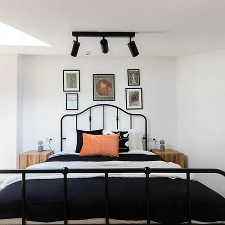 #stayhere - Modern & 2 Bedroom Апартаменти *