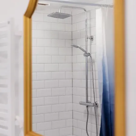 Апартаменти #stayhere - Modern & 2 Bedroom