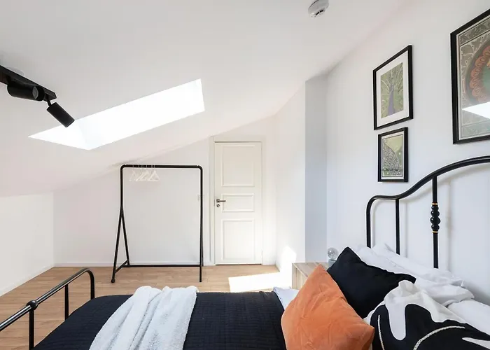 #stayhere - Modern & 2 Bedroom *